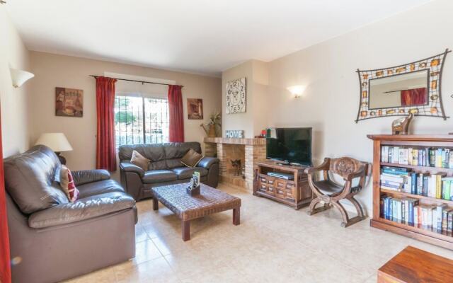 Alluring Villa in L'escala With Private Swimming Pool