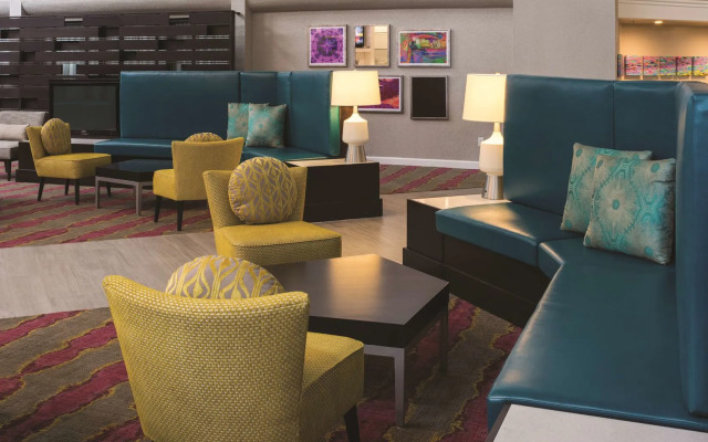 DoubleTree by Hilton Hotel Austin Northwest Arboretum