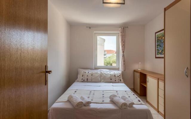 5 Min From Beach And Center of Bol