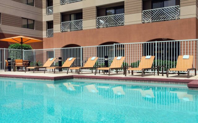 Courtyard by Marriott Scottsdale Old Town
