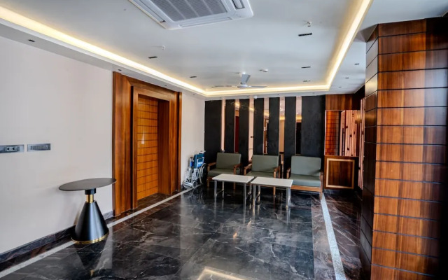 Hotel Lucky India