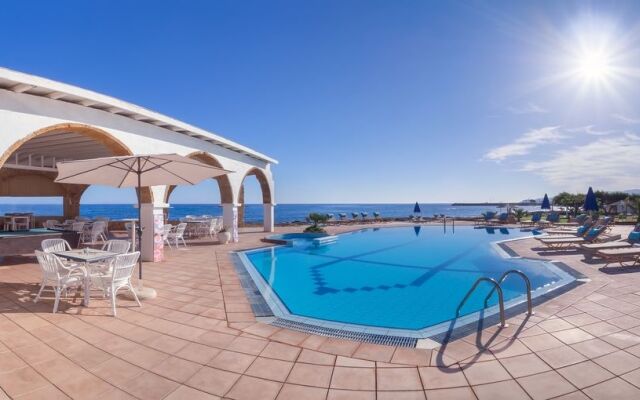 Pyrgos beach hotel apartments