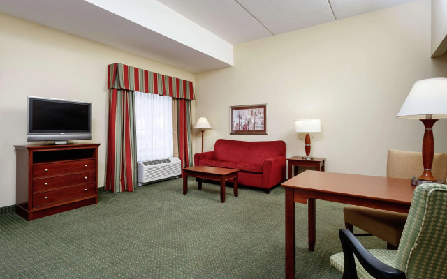 Hampton Inn & Suites Navarre