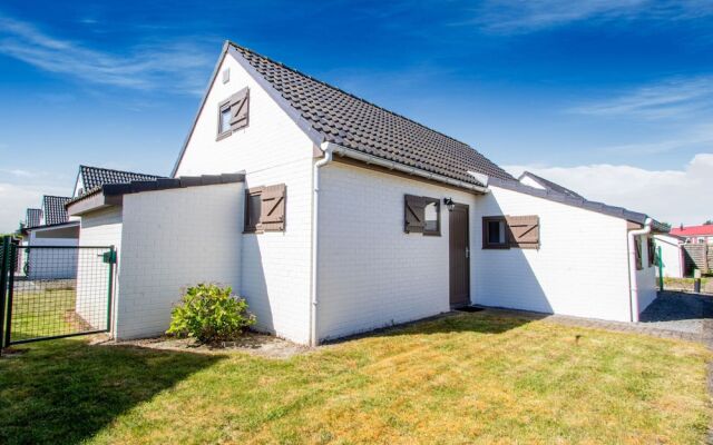 Secluded Holiday Home in De Haan With Garden