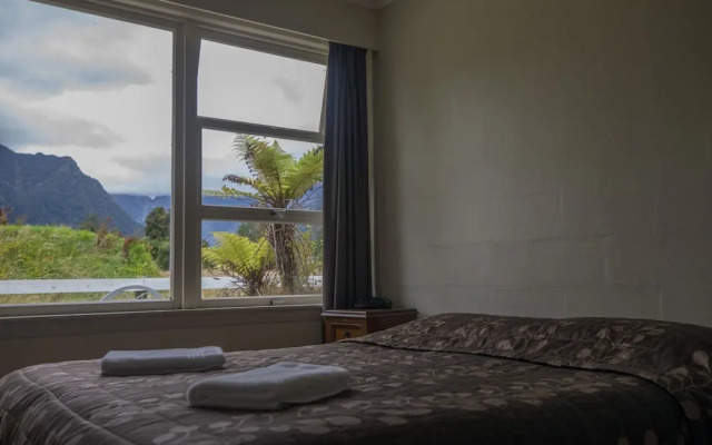 Mt Cook View Motel - Fox Glacier