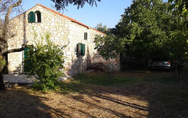 The Stone House-Zacharatos Nikolaos