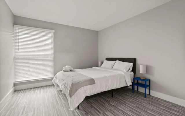 Comfy 2BR 2BA Unit in Pime Location