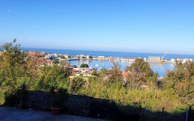 House With 3 Bedrooms in Vibo Marina, With Wonderful sea View and Furnished Terrace - 400 m From the Beach