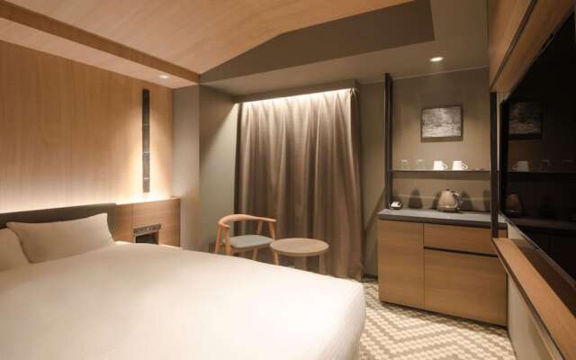 Keihan Tenmabashi Ekimae Hotel