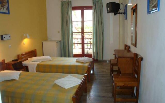 Estia Hotel & Studio