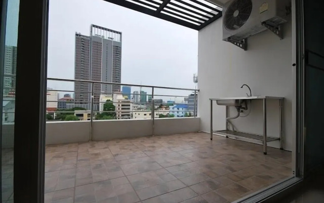 Canaries @38 Hotel by Baan Mina