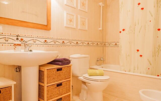 Apartamentos Rubarsal Canovas Nerja