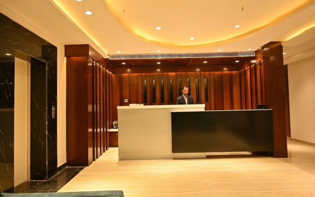 Hotel Aakriti Clarks Inn Express
