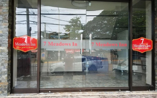 7 Meadows Inn