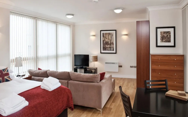 Your Space Apartments - Byron House