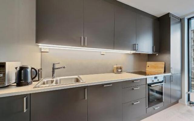 Wright Apartments - Barcode