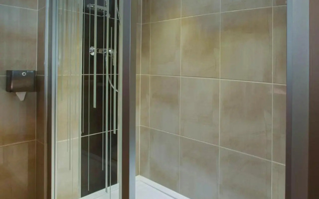 Brit Hotel Tours Sud - Le Cheops