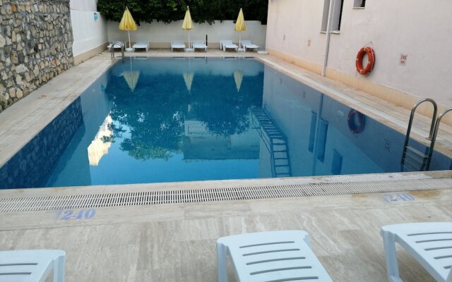arya otel