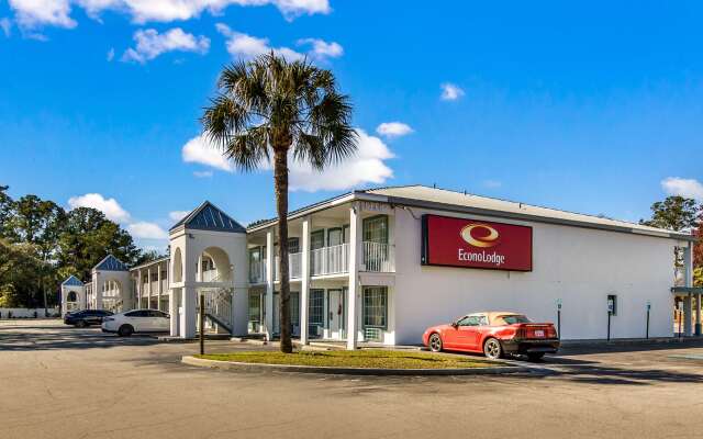 Suburban Studios Brunswick I-95