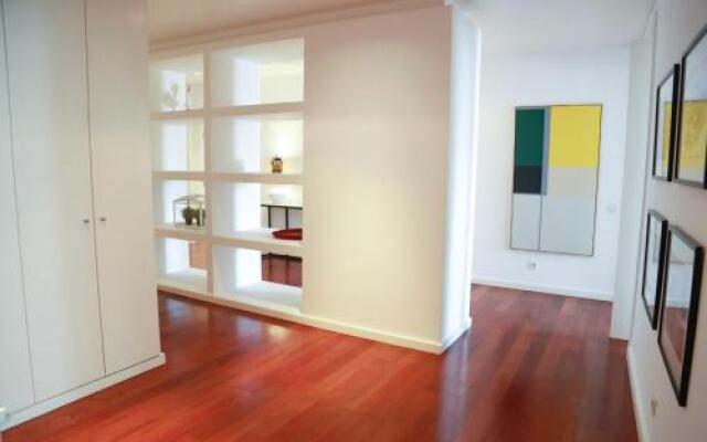 Lovelystay - Chiado 3Bedroom Wonder