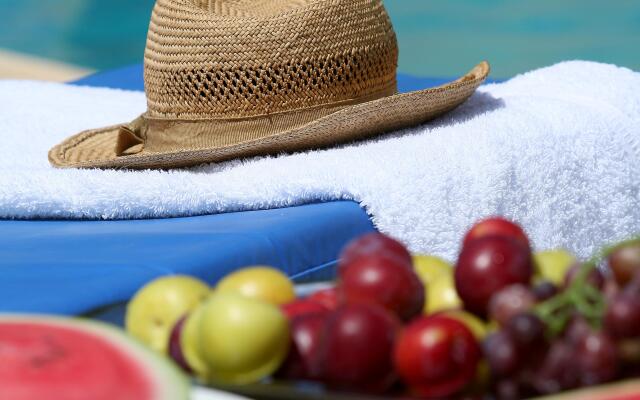 Stephanos Hotel Apts