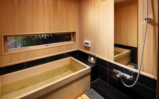 Kanade ShijoShinmachi