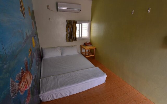 Haichian Hostel
