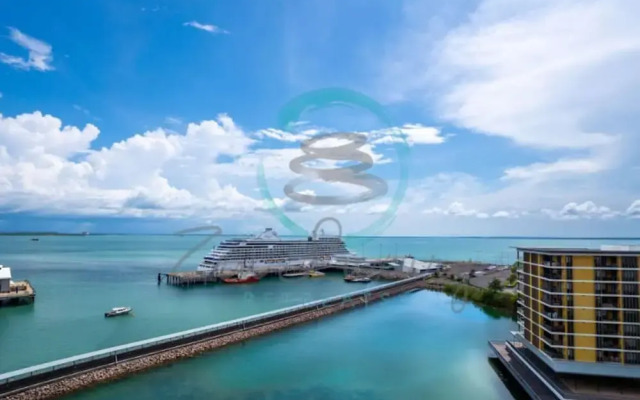 Penthouse Haven Lux Balcony Dining Sea View