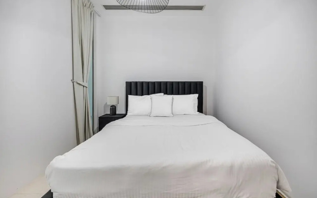 2BR City View Bay Square B13