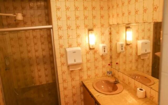 OVibe Hostel & Arts