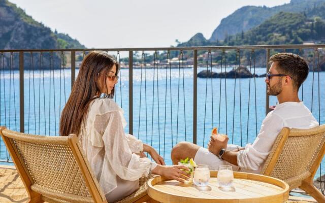 Akrotiri Beach Resort Hotel - Adults friendly