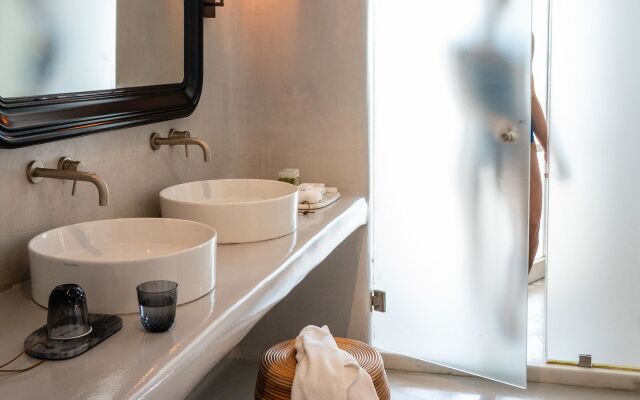 Mykonos Blu, A Grecotel Resort To Live