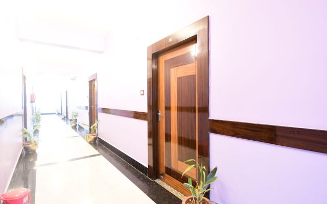 Hotel Sushree International