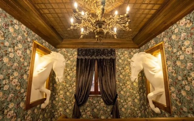 Castle Boutique Hotel