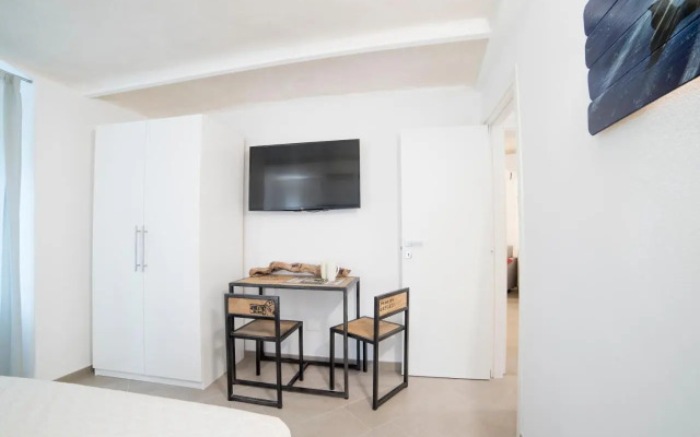 330 Holiday Apartments Manarola
