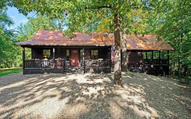 Sunset Ridge Cozy Cabin for 6