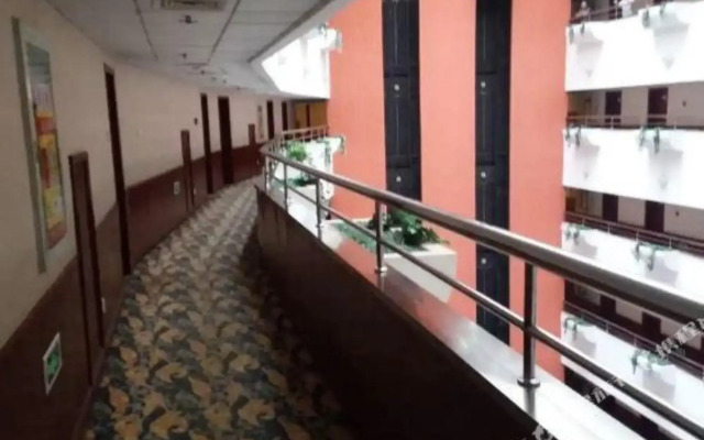 Zunhua International Hotel