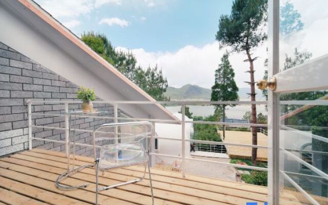 Yulong Ersanli·Ke Homestay