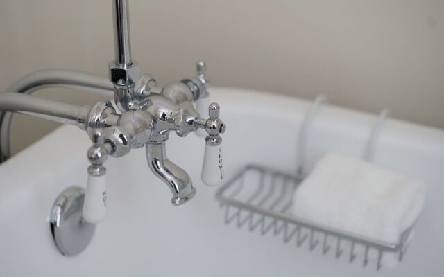 Forks of the Credit Inn