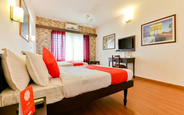 OYO 16663 Plaza Suites Hotel