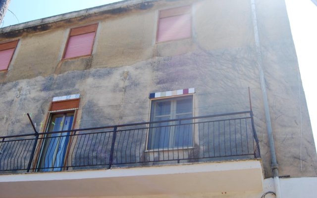 Apartment with 2 Bedrooms in Agrigento, with Wonderful Sea View, Enclosed Garden And Wifi - 700 M From the Beach
