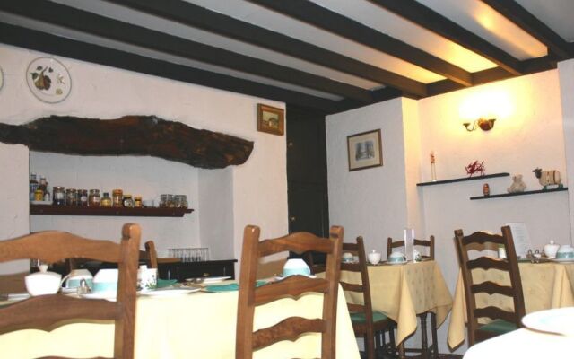 The Four Poster