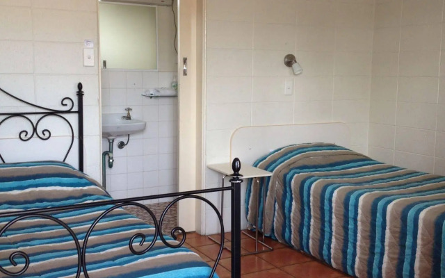 Sunburst Motel