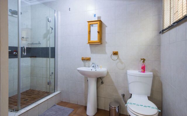 Marle' Lodge Bed & Breakfast