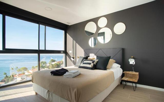 Modern stunning views sea front SEA WATER APARTMENT