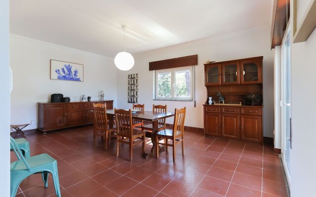 Sintra Classic Villa by Homing