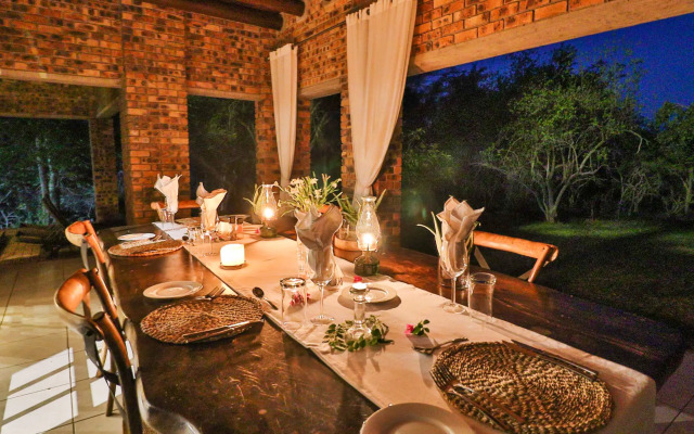 Kruger Riverside Lodge