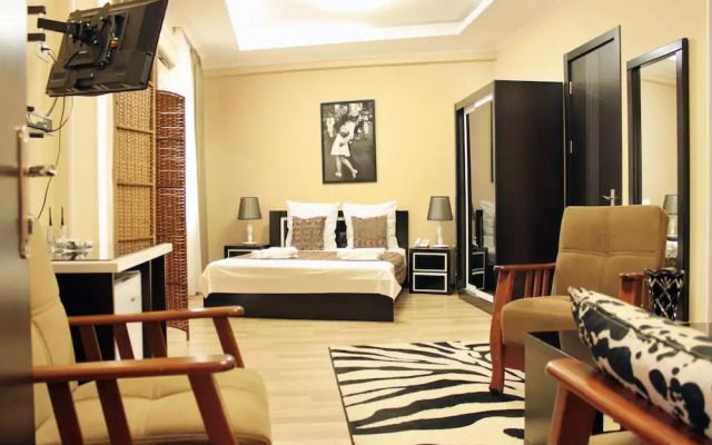 Oriental Hotel