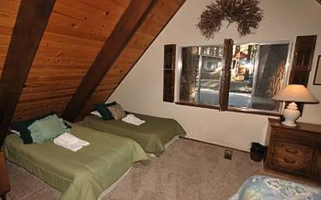 RedAwning June Way Holiday home 2