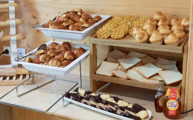 B&B HOTEL Vélizy Est